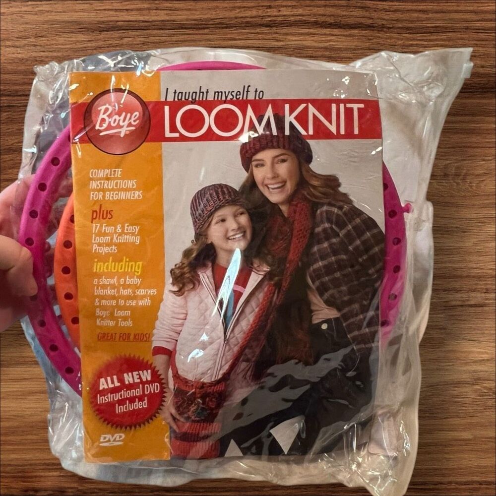 Boye I Taught Myself to Loom Knit Kit 4 Round Looms DVD Instructions